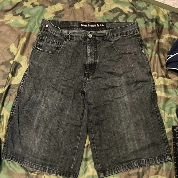 5ive Jungle black baggy jean shorts embroidered vtg y2k men's 34/14.5 - Picture 4 of 8